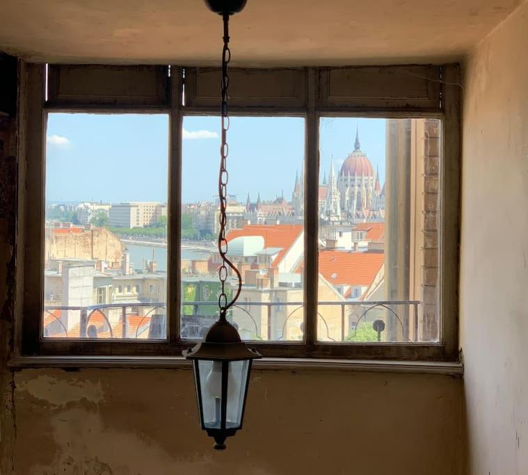Classy Flat Next To Castle & View On Parliament